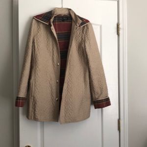 M Women’s Tan 3/4 jacket coat quilted lined waterproof rain